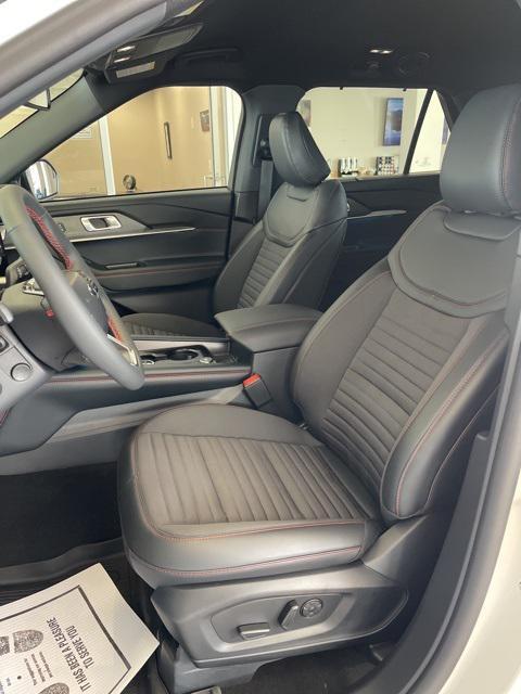 new 2025 Ford Explorer car, priced at $42,313