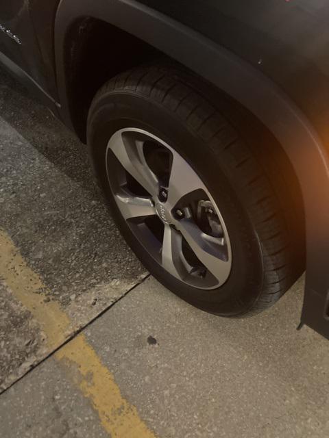used 2022 Jeep Cherokee car, priced at $26,507