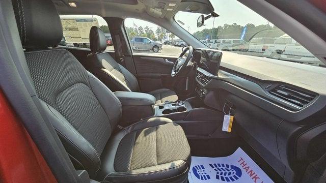 new 2025 Ford Escape PHEV car, priced at $35,128