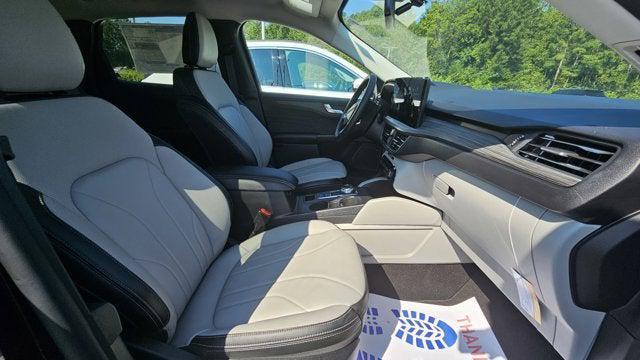 new 2025 Ford Escape car, priced at $34,695