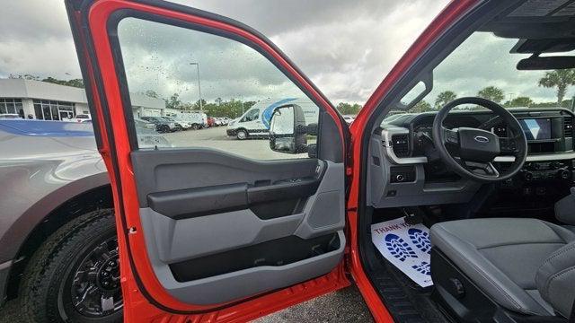 new 2025 Ford F-350 car, priced at $51,875
