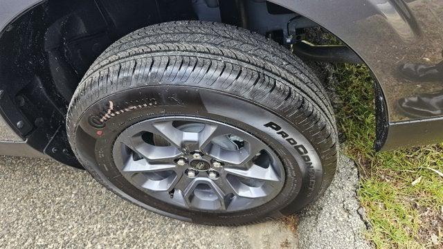 new 2025 Ford Maverick car, priced at $34,570