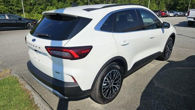 new 2025 Ford Escape PHEV car, priced at $30,142