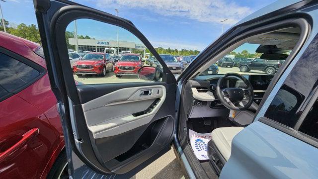 new 2025 Ford Explorer car, priced at $46,160