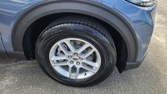 new 2025 Ford Explorer car, priced at $46,160