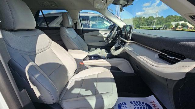 new 2025 Ford Explorer car, priced at $44,325