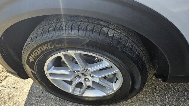 new 2025 Ford Explorer car, priced at $44,325