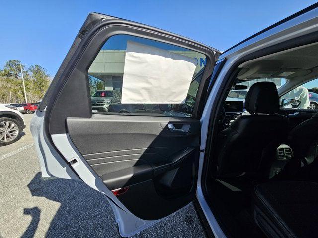 new 2025 Ford Escape PHEV car, priced at $39,390