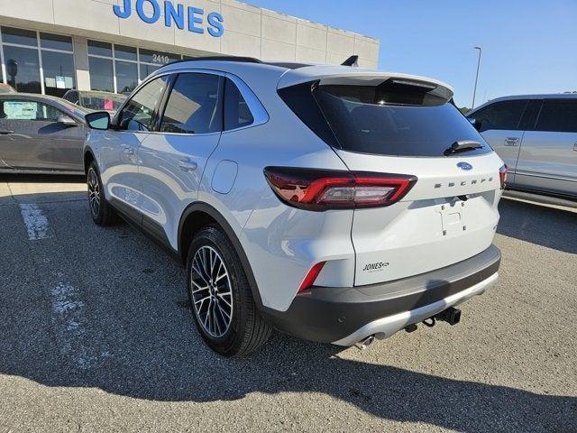 new 2025 Ford Escape car, priced at $33,693