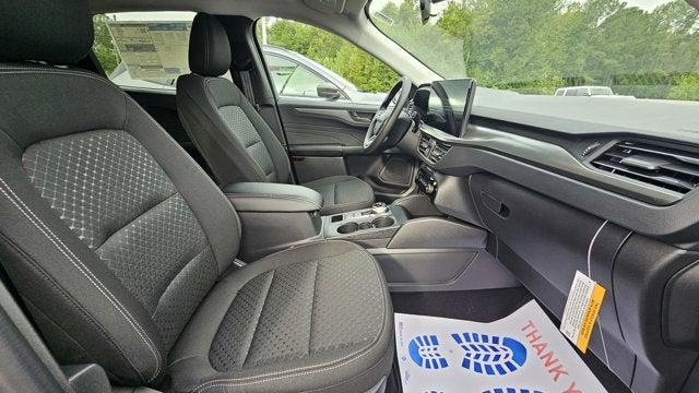 new 2025 Ford Escape car, priced at $30,440