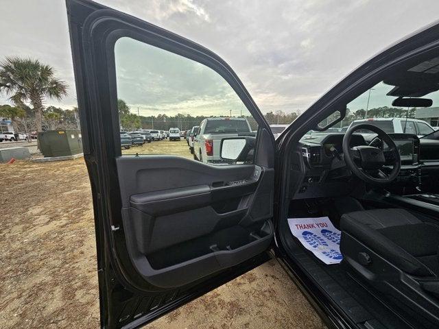 new 2024 Ford F-150 car, priced at $45,825