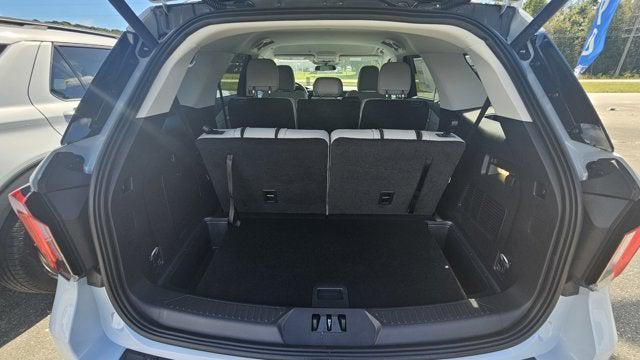 new 2025 Ford Explorer car, priced at $44,165