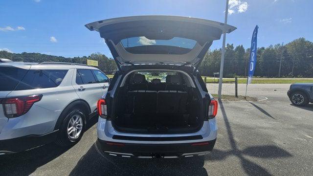 new 2025 Ford Explorer car, priced at $44,165