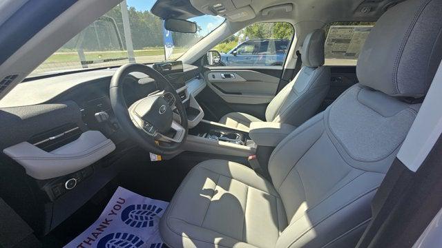 new 2025 Ford Explorer car, priced at $44,165