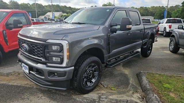 new 2025 Ford F-250 car, priced at $60,250