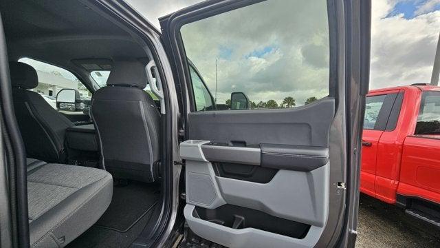 new 2025 Ford F-250 car, priced at $60,250