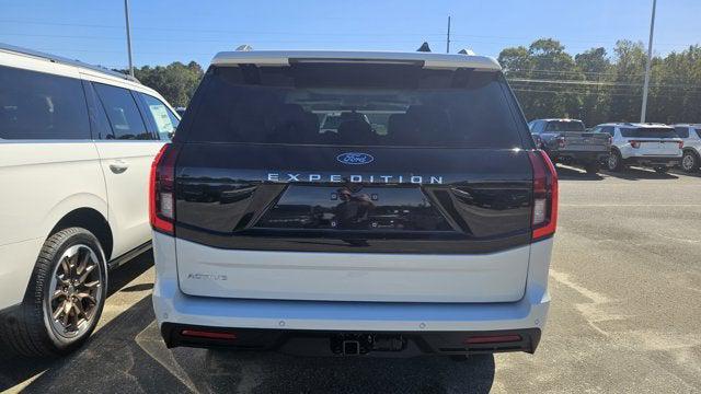 new 2025 Ford Expedition car, priced at $76,780