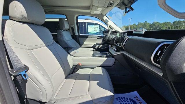 new 2025 Ford Expedition car, priced at $76,780