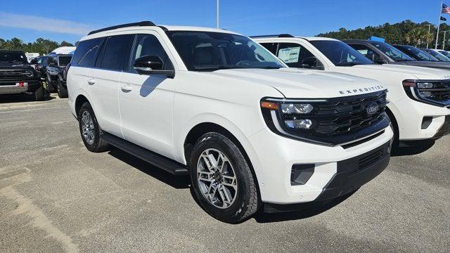 new 2025 Ford Expedition car, priced at $76,780