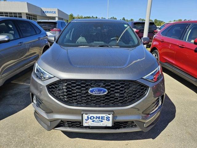 used 2024 Ford Edge car, priced at $39,265