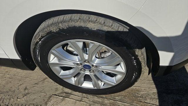 used 2022 Ford Edge car, priced at $34,999