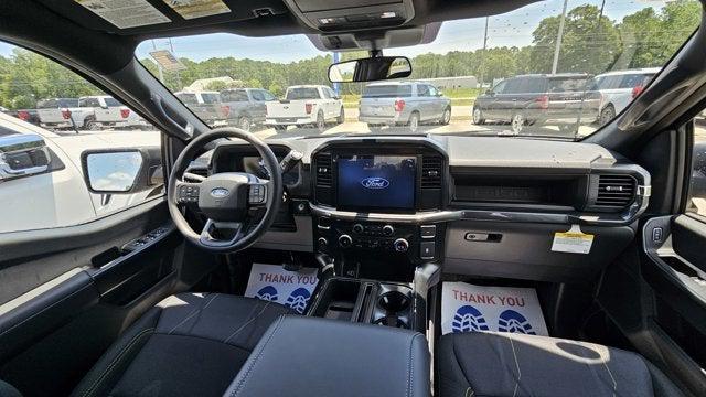 new 2025 Ford F-150 car, priced at $45,095