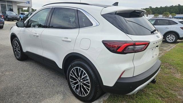 new 2025 Ford Escape PHEV car, priced at $39,710