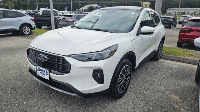 new 2025 Ford Escape PHEV car, priced at $39,710