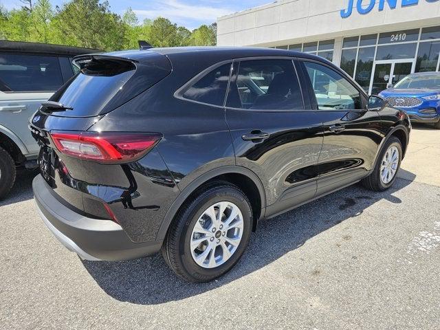 new 2025 Ford Escape car, priced at $28,674