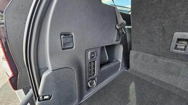 new 2025 Ford Expedition car, priced at $81,135