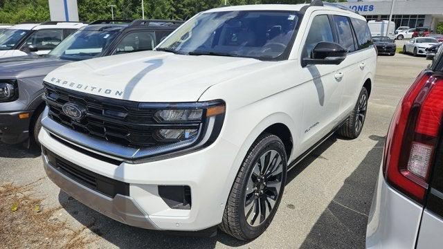 new 2025 Ford Expedition car, priced at $81,135