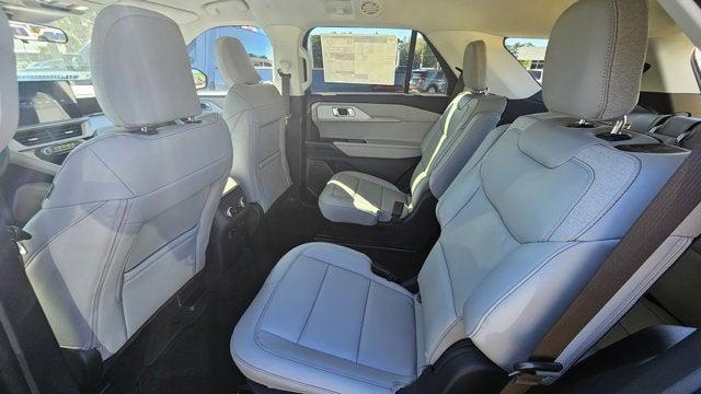new 2025 Ford Explorer car, priced at $44,165