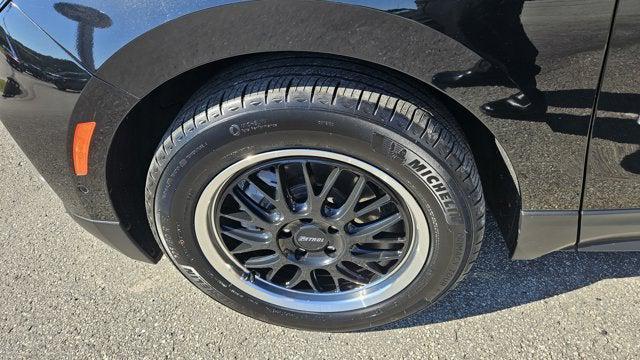 used 2023 Chevrolet Equinox car