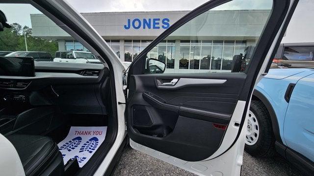 new 2025 Ford Escape car, priced at $37,459