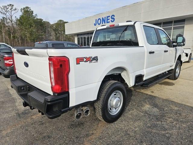 new 2025 Ford F-250 car, priced at $68,540