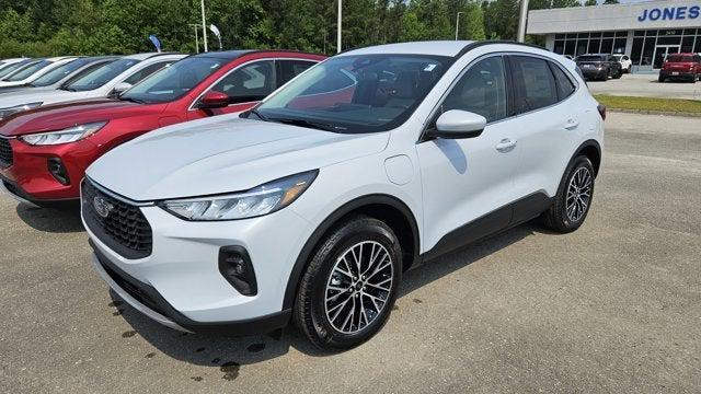 new 2025 Ford Escape PHEV car, priced at $33,253