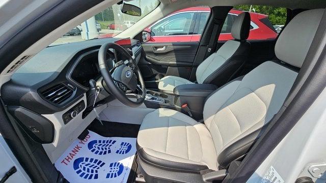 new 2025 Ford Escape PHEV car, priced at $33,253