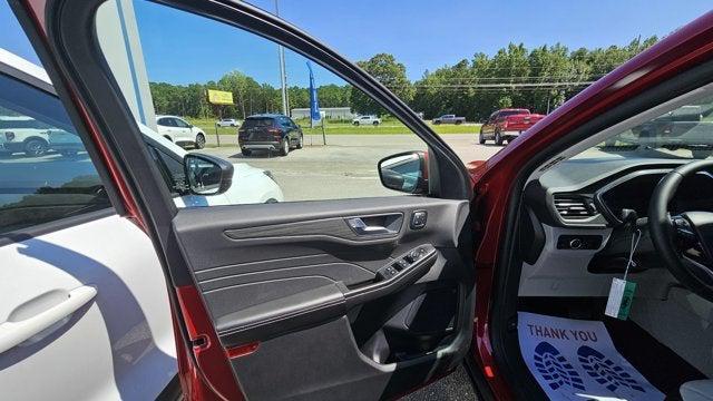 new 2025 Ford Escape PHEV car, priced at $40,510