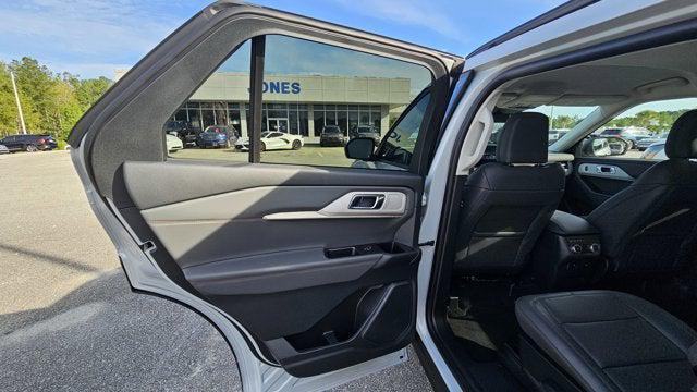 new 2025 Ford Explorer car, priced at $44,165