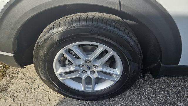 new 2025 Ford Explorer car, priced at $44,165