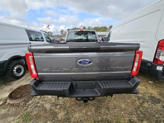new 2025 Ford F-250 car, priced at $62,325