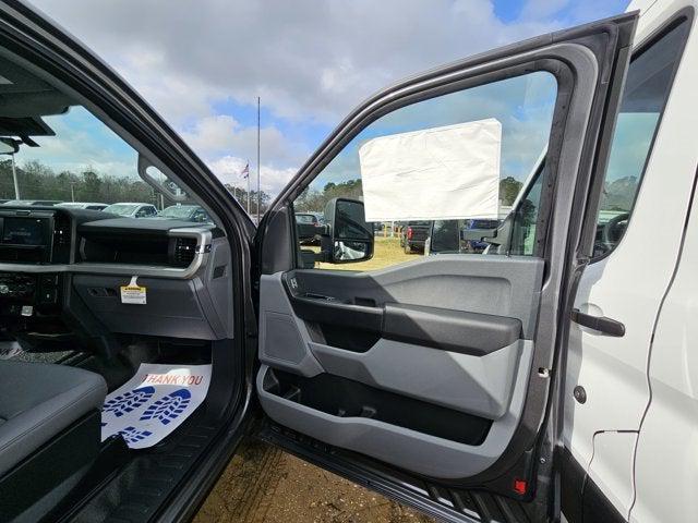 new 2025 Ford F-250 car, priced at $62,325