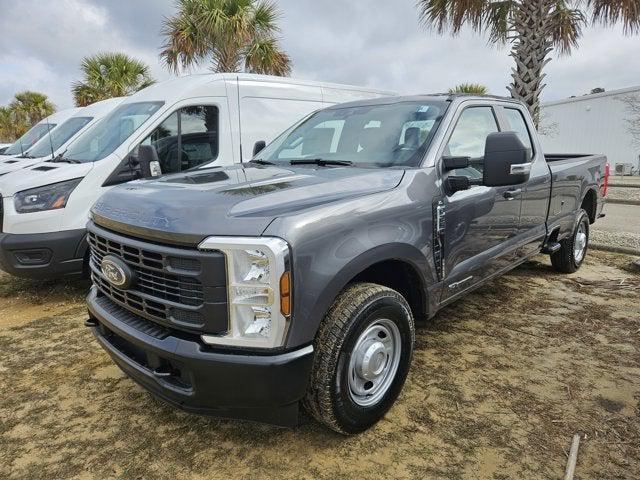 new 2025 Ford F-250 car, priced at $62,325