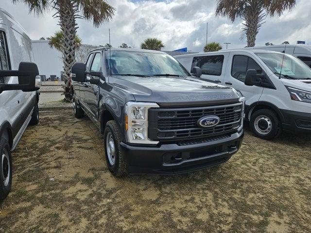 new 2025 Ford F-250 car, priced at $62,325
