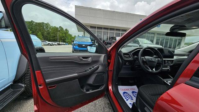 used 2025 Ford Escape car, priced at $33,495