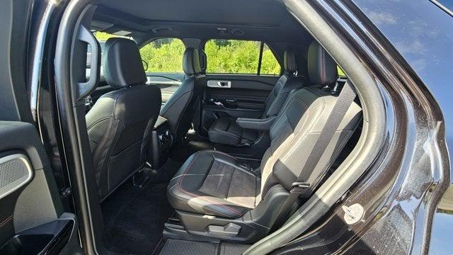 used 2024 Ford Explorer car