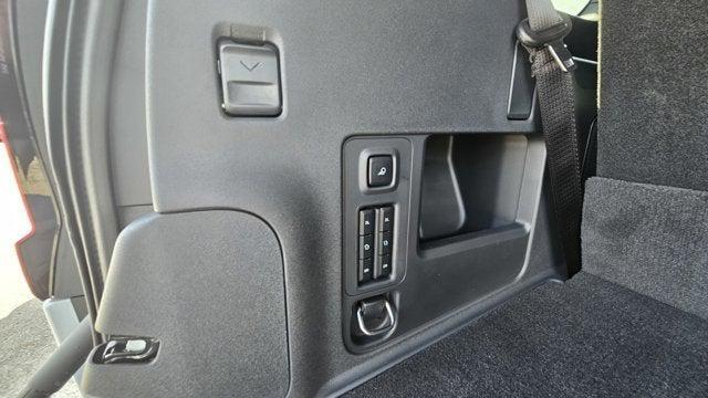 new 2025 Ford Expedition car, priced at $86,210
