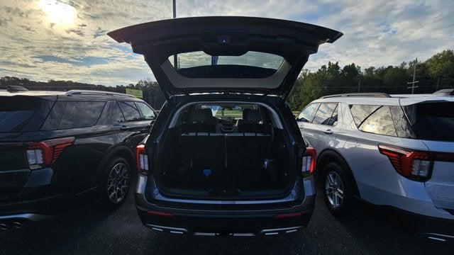 new 2025 Ford Explorer car, priced at $44,165