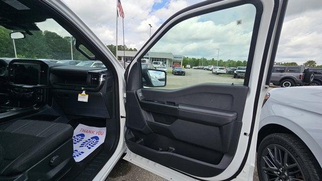 new 2025 Ford F-150 car, priced at $45,950