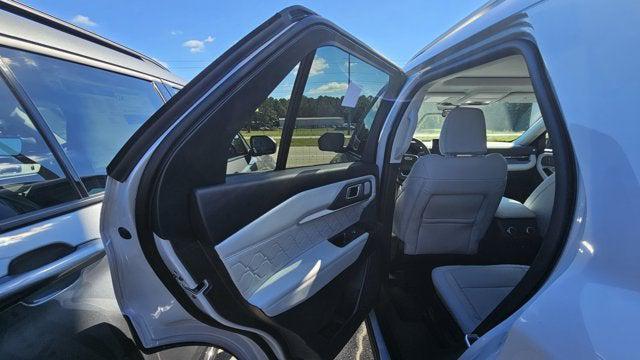 new 2025 Ford Explorer car, priced at $57,560